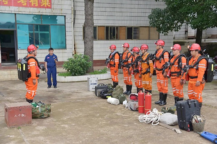 【聚焦云煤】国家应急管理部矿山救援中心到恩洪煤业公司救护队开展2023年标准化达标考核